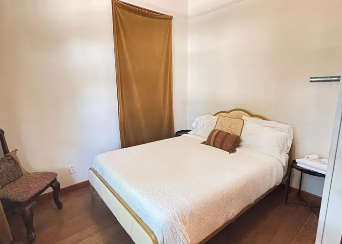 Hébergement de vacances Family Home-free Parking Downtown & 3 Bedrooms *