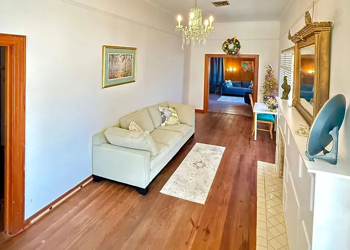 Family Home-free Parking Downtown & 3 Bedrooms Hébergement de vacances Lafayette